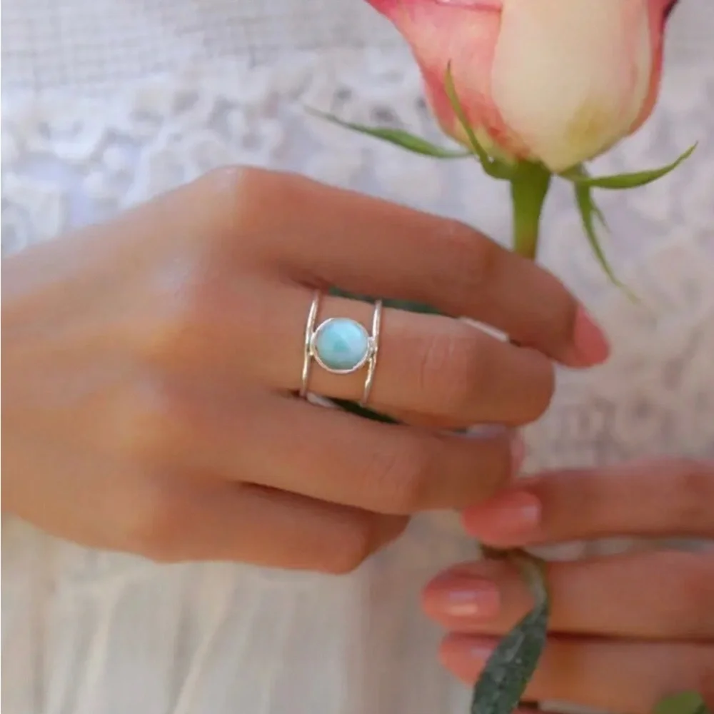 Bohemian Blue Stone Silver Fashion Ring, Size 9